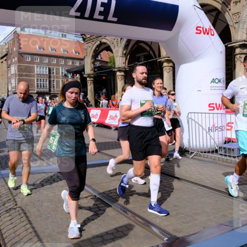 13.09.2026 - 21. swb-Marathon Bremen Tim E. http://msf.ph/oto/10390382 13.09.2026 13:34:33 Ziel 682, 911, 1364, 2355, 2464, 3068, 3162, 3214, 3632, 3636, 3984, 4112, 5147, 5265, 5489, 5768, 5852, 6090, 6350, 6405, 7113, 7696, 7746, 7897, 7988, 8870, 9094, 9100, 9402, 9453, 9802, 9905, 10058, 13118 meine-sportfotos.de