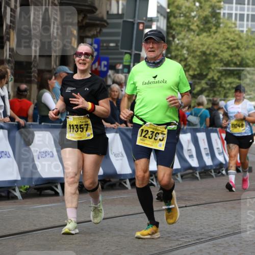 13.09.2026 - 21. swb-Marathon Bremen Strokosch-Dieckow http://msf.ph/oto/10390385 13.09.2026 11:13:13 Ziel 10483, 10893, 11606, 11627, 11671, 11832, 12050, 12060, 12423, 11392, 11670, 12460, 12521 meine-sportfotos.de