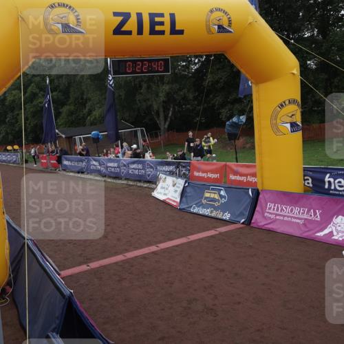 13.09.2026 - Airport Race Dennis Weichert http://msf.ph/oto/10390394 13.09.2026 10:23:13 Ziel 5128, 5282, 5286 meine-sportfotos.de