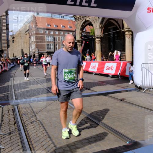 13.09.2026 - 21. swb-Marathon Bremen Tim E. http://msf.ph/oto/10390399 13.09.2026 13:34:35 Ziel 682, 911, 1307, 1364, 2355, 2464, 3068, 3162, 3214, 3632, 3636, 3984, 4112, 5147, 5265, 5489, 5566, 5768, 5852, 6090, 6255, 6350, 6405, 7113, 7696, 7746, 7897, 7988, 8870, 9094, 9100, 9402, 9453, 9802, 9905, 10058, 13112, 13118 meine-sportfotos.de