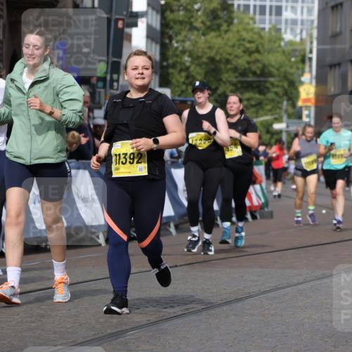 13.09.2026 - 21. swb-Marathon Bremen Strokosch-Dieckow http://msf.ph/oto/10390516 13.09.2026 11:13:36 Ziel 11048, 11357, 11670, 12393, 12418, 12521, 10330, 10766, 11078, 11999, 12010 meine-sportfotos.de