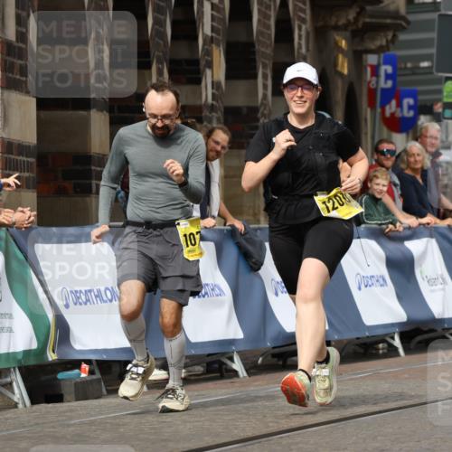13.09.2026 - 21. swb-Marathon Bremen Strokosch-Dieckow http://msf.ph/oto/10390631 13.09.2026 11:13:51 Ziel 10484, 10545, 10883, 10889, 11084, 11392, 11670, 11954, 11999, 12280, 12460, 12521, 10491, 10799, 10880, 11027, 11902 meine-sportfotos.de