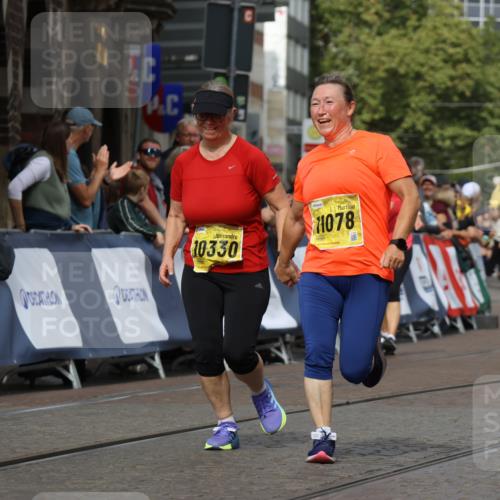 13.09.2026 - 21. swb-Marathon Bremen Strokosch-Dieckow http://msf.ph/oto/10390648 13.09.2026 11:13:55 Ziel 10484, 10545, 10766, 10883, 10889, 11084, 11392, 11670, 11954, 11999, 12010, 12280, 12460, 12521, 10491, 10799, 10880, 11027, 11902 meine-sportfotos.de