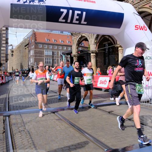 13.09.2026 - 21. swb-Marathon Bremen Tim E. http://msf.ph/oto/10390695 13.09.2026 13:35:17 Ziel 489, 1210, 2413, 2430, 2492, 2561, 2755, 3063, 3181, 3217, 3768, 4487, 5125, 5415, 5647, 5684, 6085, 6391, 6403, 6627, 6655, 6756, 7123, 7405, 7443, 7462, 7750, 8155, 8515, 8623, 9017, 9038, 9216, 9820, 13017, 13018, 13051, 13060, 13180 meine-sportfotos.de