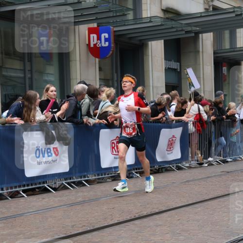 13.09.2026 - 21. swb-Marathon Bremen Strokosch-Dieckow http://msf.ph/oto/10390739 13.09.2026 13:04:03 Ziel 650, 744, 1223, 1860, 3284, 3424, 4110, 4239, 6815, 7871, 8936, 9813, 895, 1587, 2094, 2889, 3500, 4236, 8096, 9061, 9129, 9544, 9642 meine-sportfotos.de