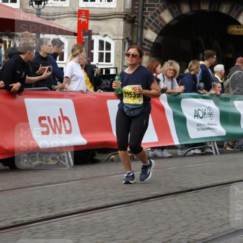 13.09.2026 - 21. swb-Marathon Bremen Strokosch-Dieckow http://msf.ph/oto/10390770 13.09.2026 11:14:20 Ziel 10491, 10799, 10880, 11027, 11902, 10303, 10722, 10784, 11041, 11140, 11173, 11363, 11703, 12100, 12112, 12431 meine-sportfotos.de