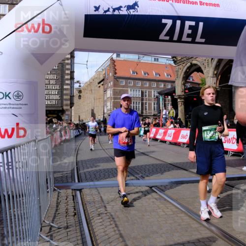 13.09.2026 - 21. swb-Marathon Bremen Tim E. http://msf.ph/oto/10390771 13.09.2026 13:35:26 Ziel 536, 2003, 2366, 2430, 2492, 3063, 3311, 3916, 4487, 4635, 4985, 5016, 5125, 5647, 6320, 6391, 6403, 6750, 7123, 7405, 7657, 7703, 7750, 7998, 8300, 8328, 8515, 9017, 9216, 9526, 9527, 13017, 13018, 13051, 13060 meine-sportfotos.de