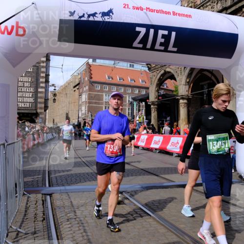 13.09.2026 - 21. swb-Marathon Bremen Tim E. http://msf.ph/oto/10390789 13.09.2026 13:35:27 Ziel 536, 2003, 2366, 2430, 2492, 2625, 3063, 3311, 3916, 4487, 4635, 4985, 5016, 5125, 5647, 6320, 6391, 6403, 6750, 7123, 7405, 7657, 7703, 7750, 7998, 8300, 8328, 9017, 9216, 9526, 9527, 13017, 13018, 13051, 13060 meine-sportfotos.de