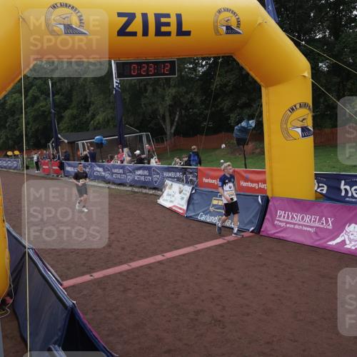 13.09.2026 - Airport Race Dennis Weichert http://msf.ph/oto/10390820 13.09.2026 10:23:46 Ziel 4005, 5203, 5466 meine-sportfotos.de
