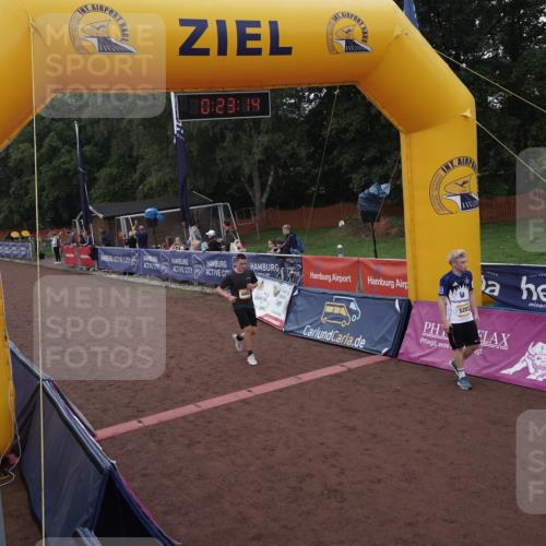 13.09.2026 - Airport Race Dennis Weichert http://msf.ph/oto/10390837 13.09.2026 10:23:47 Ziel 4005, 5203, 5466 meine-sportfotos.de