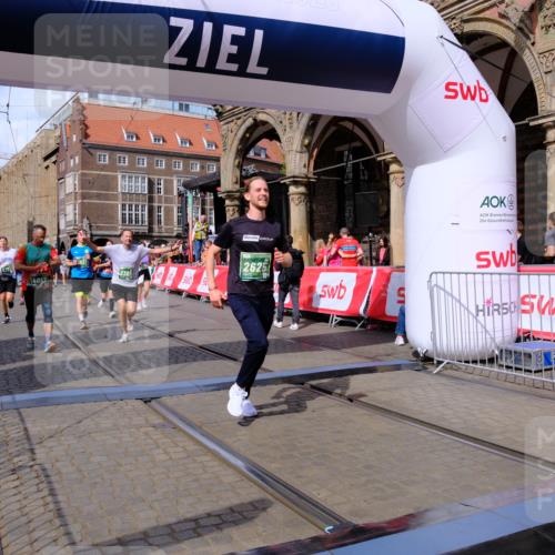 13.09.2026 - 21. swb-Marathon Bremen Tim E. http://msf.ph/oto/10390874 13.09.2026 13:35:41 Ziel 1150, 2003, 2041, 2090, 2318, 2356, 2625, 2866, 3055, 3311, 3621, 3916, 4062, 4635, 4985, 5016, 5661, 6315, 6320, 6418, 6837, 7285, 7305, 7377, 7703, 8300, 8401, 8530, 8773, 8915, 9526, 9527, 9845, 9887 meine-sportfotos.de