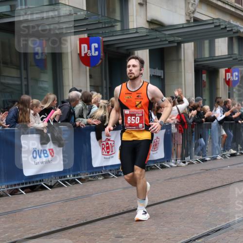 13.09.2026 - 21. swb-Marathon Bremen Strokosch-Dieckow http://msf.ph/oto/10390943 13.09.2026 13:04:32 Ziel 1712, 2646, 2956, 5283, 5674, 6708, 7538, 7814, 8054, 8701, 9070, 9306, 9495, 9689, 13187, 650, 744, 1223, 1224, 1860, 2207, 2956, 3284, 3424, 4110, 4239, 6815, 7871, 8936, 9813, 13034 meine-sportfotos.de