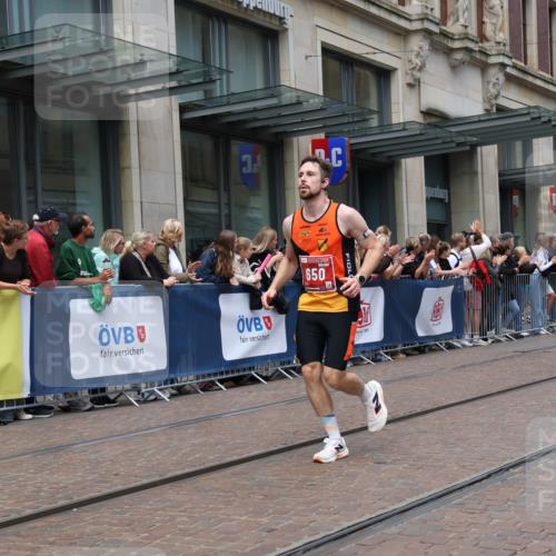 13.09.2026 - 21. swb-Marathon Bremen Strokosch-Dieckow http://msf.ph/oto/10390947 13.09.2026 13:04:32 Ziel 1712, 2646, 2956, 5283, 5674, 6708, 7538, 7814, 8054, 8701, 9070, 9306, 9495, 9689, 13187, 650, 744, 1223, 1224, 1860, 2207, 2956, 3284, 3424, 4110, 4239, 6815, 7871, 8936, 9813, 13034 meine-sportfotos.de