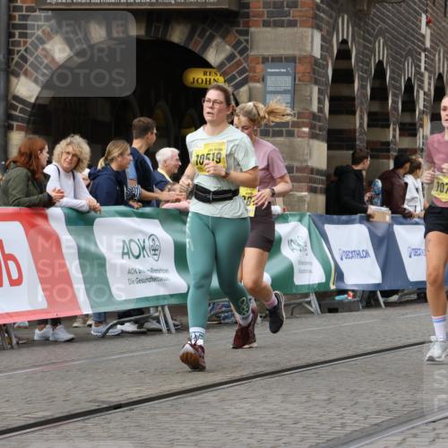 13.09.2026 - 21. swb-Marathon Bremen Strokosch-Dieckow http://msf.ph/oto/10390967 13.09.2026 11:14:49 Ziel 10303, 10395, 10396, 10722, 10784, 11041, 11140, 11173, 11363, 11408, 11703, 12100, 12112, 12431, 10271, 10325, 10605, 10752, 10776, 11085, 11645, 11673, 11810, 11974, 12110, 12191, 12333 meine-sportfotos.de