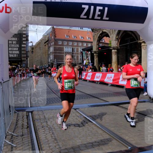 13.09.2026 - 21. swb-Marathon Bremen Tim E. http://msf.ph/oto/10390984 13.09.2026 13:35:53 Ziel 156, 532, 607, 2041, 2090, 2318, 2356, 3055, 3087, 3226, 3621, 3704, 3780, 4326, 5308, 5467, 5468, 5586, 5661, 6418, 6465, 6466, 6644, 6649, 7285, 7597, 7675, 7700, 8816, 9784, 9845, 9862, 9887, 9892, 13213 meine-sportfotos.de