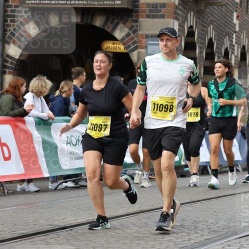 13.09.2026 - 21. swb-Marathon Bremen Strokosch-Dieckow http://msf.ph/oto/10391015 13.09.2026 11:14:55 Ziel 10303, 10519, 10705, 10722, 11041, 11140, 11173, 11186, 11363, 11408, 12112, 12431, 10325, 10605, 11694, 11810, 11990, 12110, 12333 meine-sportfotos.de