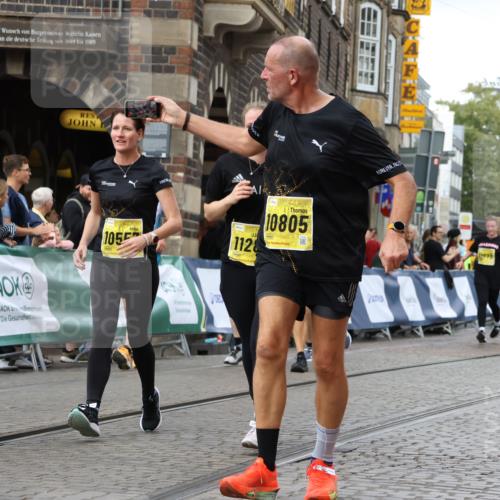 13.09.2026 - 21. swb-Marathon Bremen Strokosch-Dieckow http://msf.ph/oto/10391076 13.09.2026 11:14:59 Ziel 10519, 10705, 10722, 10805, 11097, 11098, 11186, 11408, 12112, 10325, 11694, 11810, 11990, 12110, 12333 meine-sportfotos.de