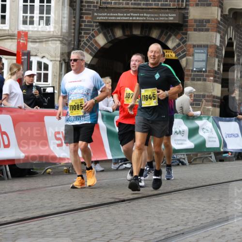 13.09.2026 - 21. swb-Marathon Bremen Strokosch-Dieckow http://msf.ph/oto/10391089 13.09.2026 11:15:02 Ziel 10519, 10557, 10705, 10776, 10805, 11097, 11098, 11186, 11288, 11408, 11876, 12191, 12193, 10325, 11694, 11810, 11990, 12110 meine-sportfotos.de