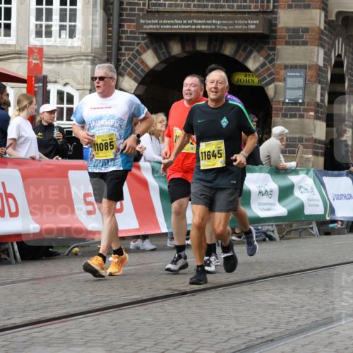 13.09.2026 - 21. swb-Marathon Bremen Strokosch-Dieckow http://msf.ph/oto/10391095 13.09.2026 11:15:02 Ziel 10519, 10557, 10705, 10776, 10805, 11097, 11098, 11186, 11288, 11408, 11876, 12191, 12193, 10325, 11694, 11810, 11990, 12110 meine-sportfotos.de