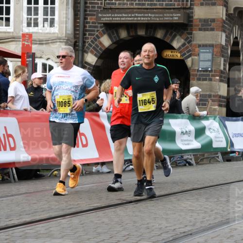 13.09.2026 - 21. swb-Marathon Bremen Strokosch-Dieckow http://msf.ph/oto/10391103 13.09.2026 11:15:02 Ziel 10519, 10557, 10705, 10776, 10805, 11097, 11098, 11186, 11288, 11408, 11876, 12191, 12193, 10325, 11694, 11810, 11990, 12110 meine-sportfotos.de