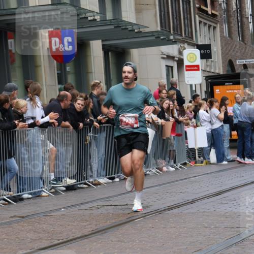 13.09.2026 - 21. swb-Marathon Bremen Strokosch-Dieckow http://msf.ph/oto/10391109 13.09.2026 13:04:58 Ziel 439, 1336, 1822, 2297, 3196, 3365, 4025, 4729, 5092, 7102, 9273, 1712, 2646, 5283, 5674, 6708, 7538, 7814, 8054, 8701, 9070, 9306, 9495, 9689, 13187 meine-sportfotos.de