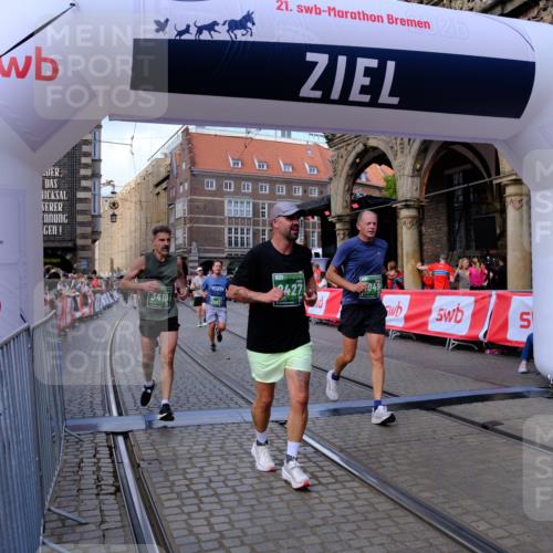 13.09.2026 - 21. swb-Marathon Bremen Tim E. http://msf.ph/oto/10391116 13.09.2026 13:36:44 Ziel 164, 372, 900, 1738, 1880, 2467, 2673, 2692, 2700, 2731, 2823, 3067, 3410, 3585, 3591, 4006, 4049, 4182, 4216, 4643, 5781, 6516, 6527, 6568, 6642, 6778, 7249, 7344, 7808, 7865, 8525, 8731, 8790, 8905, 9427, 9899, 10068, 10070, 13038 meine-sportfotos.de