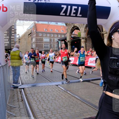 13.09.2026 - 21. swb-Marathon Bremen Tim E. http://msf.ph/oto/10391180 13.09.2026 13:36:56 Ziel 164, 813, 1738, 1880, 1936, 2467, 2673, 2731, 2819, 2823, 3067, 3585, 3635, 3815, 4006, 4050, 4182, 4216, 4304, 4414, 4676, 4892, 5061, 5447, 5656, 5781, 5823, 6050, 6280, 6340, 6516, 6527, 6568, 7039, 7229, 7237, 7249, 7344, 7656, 7765, 7808, 8685, 8723, 8790, 8905, 9658, 9776, 9807, 9899, 10068, 10070 meine-sportfotos.de
