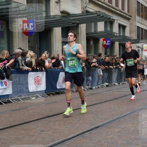 13.09.2026 - 21. swb-Marathon Bremen Strokosch-Dieckow http://msf.ph/oto/10391196 13.09.2026 13:05:14 Ziel 439, 1301, 1562, 1879, 3242, 3271, 3365, 5092, 5199, 5725, 6579, 7141, 1336, 1822, 2297, 3196, 4025, 4729, 6708, 7102, 9273, 9495 meine-sportfotos.de