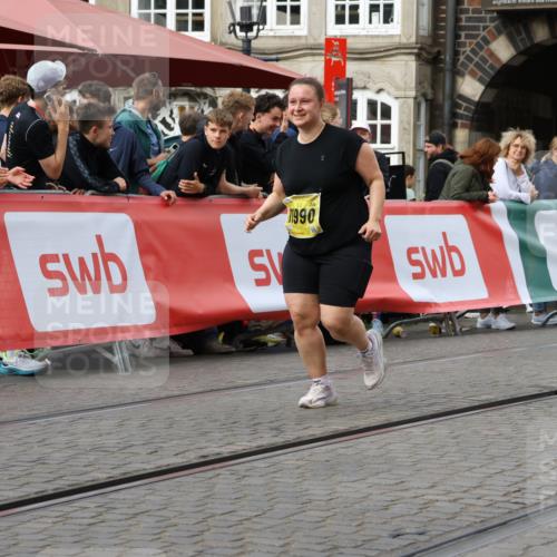 13.09.2026 - 21. swb-Marathon Bremen Strokosch-Dieckow http://msf.ph/oto/10391218 13.09.2026 11:15:17 Ziel 10271, 10325, 10557, 10605, 10752, 10776, 10805, 11085, 11288, 11645, 11673, 11694, 11810, 11876, 11974, 12110, 12191, 12193, 12333, 10606, 11424 meine-sportfotos.de