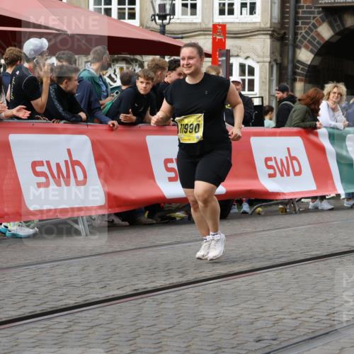 13.09.2026 - 21. swb-Marathon Bremen Strokosch-Dieckow http://msf.ph/oto/10391221 13.09.2026 11:15:17 Ziel 10271, 10325, 10557, 10605, 10752, 10776, 10805, 11085, 11288, 11645, 11673, 11694, 11810, 11876, 11974, 12110, 12191, 12193, 12333, 10606, 11424 meine-sportfotos.de