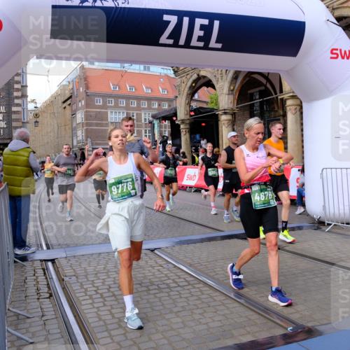 13.09.2026 - 21. swb-Marathon Bremen Tim E. http://msf.ph/oto/10391234 13.09.2026 13:37:00 Ziel 164, 551, 813, 843, 1936, 2275, 2467, 2673, 2731, 2819, 2823, 3067, 3541, 3585, 3635, 3815, 3874, 3998, 4006, 4050, 4182, 4216, 4304, 4335, 4414, 4676, 4892, 5061, 5447, 5656, 5781, 5823, 6050, 6280, 6340, 6516, 6568, 6966, 7039, 7229, 7237, 7249, 7344, 7640, 7656, 7765, 7808, 8498, 8685, 8723, 8790, 9658, 9776, 9807, 10068, 10070 meine-sportfotos.de