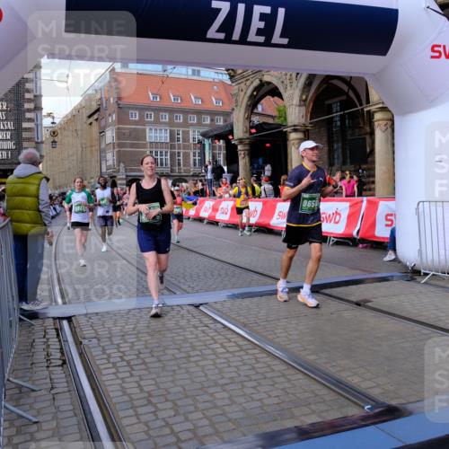 13.09.2026 - 21. swb-Marathon Bremen Tim E. http://msf.ph/oto/10391261 13.09.2026 13:37:06 Ziel 551, 813, 843, 1641, 1849, 1936, 2275, 3122, 3541, 3635, 3787, 3815, 3874, 3998, 4050, 4304, 4335, 4892, 5061, 5236, 5355, 5447, 5656, 5823, 6050, 6269, 6280, 6340, 6408, 6966, 7039, 7046, 7229, 7237, 7640, 7656, 8034, 8498, 8685, 8723, 9331, 9589, 9658, 9776, 9807 meine-sportfotos.de
