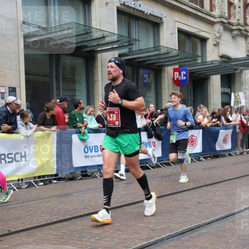 13.09.2026 - 21. swb-Marathon Bremen Strokosch-Dieckow http://msf.ph/oto/10391262 13.09.2026 13:05:32 Ziel 1017, 1301, 1562, 1745, 1879, 2538, 3520, 4157, 4712, 5803, 6025, 6058, 7399, 8334, 8706, 8877, 8973, 8983, 9010, 9918, 439, 3242, 3271, 3365, 4025, 5092, 5199, 5725, 6579, 7102, 7141, 9273 meine-sportfotos.de