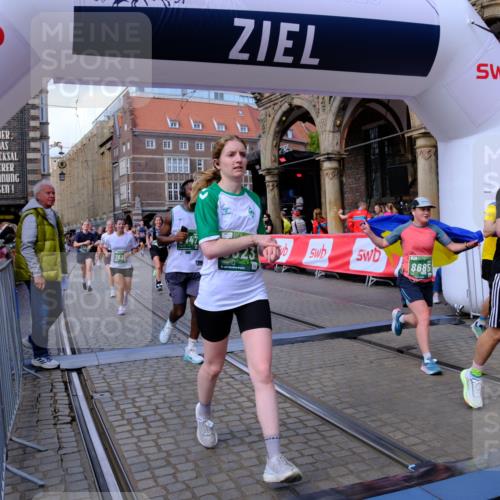 13.09.2026 - 21. swb-Marathon Bremen Tim E. http://msf.ph/oto/10391276 13.09.2026 13:37:08 Ziel 551, 813, 843, 1641, 1849, 1936, 2241, 2275, 3122, 3541, 3635, 3787, 3815, 3874, 3998, 4261, 4304, 4335, 4892, 5236, 5355, 5447, 5823, 6050, 6056, 6269, 6280, 6340, 6408, 6966, 7039, 7046, 7229, 7237, 7398, 7640, 7656, 8034, 8498, 8685, 8723, 8839, 9331, 9589, 9658, 9807 meine-sportfotos.de