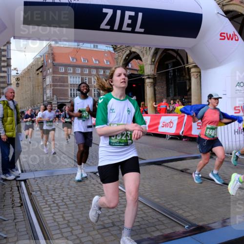 13.09.2026 - 21. swb-Marathon Bremen Tim E. http://msf.ph/oto/10391278 13.09.2026 13:37:08 Ziel 551, 813, 843, 1641, 1849, 1936, 2241, 2275, 3122, 3541, 3635, 3787, 3815, 3874, 3998, 4261, 4304, 4335, 4892, 5236, 5355, 5447, 5823, 6050, 6056, 6269, 6280, 6340, 6408, 6966, 7039, 7046, 7229, 7237, 7398, 7640, 7656, 8034, 8498, 8685, 8723, 8839, 9331, 9589, 9658, 9807 meine-sportfotos.de