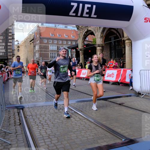 13.09.2026 - 21. swb-Marathon Bremen Tim E. http://msf.ph/oto/10391314 13.09.2026 13:37:14 Ziel 551, 813, 843, 950, 1285, 1641, 1849, 2241, 2275, 2930, 3122, 3541, 3635, 3787, 3874, 3909, 3998, 4261, 4335, 4410, 4448, 5236, 5355, 5447, 5823, 6056, 6269, 6408, 6431, 6966, 7046, 7398, 7445, 7640, 7937, 8034, 8498, 8685, 8839, 9310, 9331, 9415, 9589, 9807, 9840 meine-sportfotos.de