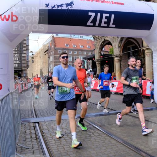 13.09.2026 - 21. swb-Marathon Bremen Tim E. http://msf.ph/oto/10391321 13.09.2026 13:37:16 Ziel 551, 813, 843, 950, 1285, 1641, 1849, 1991, 2241, 2275, 2531, 2930, 3122, 3541, 3635, 3732, 3787, 3874, 3894, 3909, 3998, 4261, 4335, 4410, 4448, 5236, 5355, 6056, 6269, 6408, 6431, 6629, 6961, 6966, 7006, 7046, 7398, 7445, 7640, 7937, 8034, 8498, 8839, 9310, 9317, 9331, 9415, 9589, 9840 meine-sportfotos.de