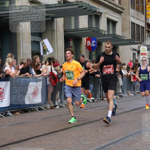 13.09.2026 - 21. swb-Marathon Bremen Strokosch-Dieckow http://msf.ph/oto/10391328 13.09.2026 13:05:48 Ziel 474, 681, 1901, 3297, 3466, 4614, 4712, 5803, 6058, 6686, 7336, 7399, 8334, 8670, 8877, 8983, 9429, 9918, 9934, 1017, 1301, 1562, 1745, 1879, 2538, 3242, 3271, 3520, 4157, 5199, 5725, 6025, 6579, 7141, 8706, 8973, 9010 meine-sportfotos.de