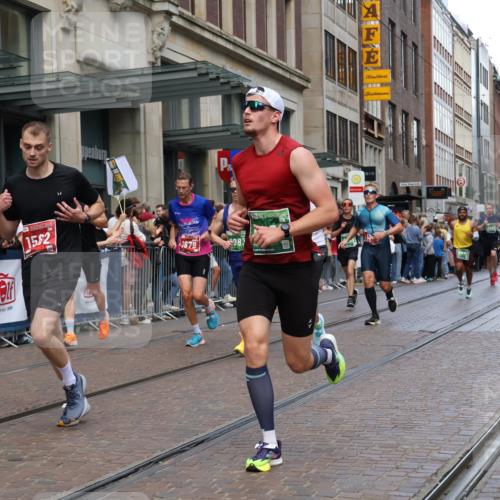 13.09.2026 - 21. swb-Marathon Bremen Strokosch-Dieckow http://msf.ph/oto/10391336 13.09.2026 13:05:49 Ziel 474, 681, 1901, 3297, 3466, 4614, 4712, 5803, 6058, 6686, 7336, 7399, 8334, 8670, 8877, 8983, 9429, 9918, 9934, 1017, 1301, 1562, 1745, 1879, 2538, 3242, 3271, 3520, 4157, 5199, 5725, 6025, 6058, 6579, 7141, 8706, 8973, 9010 meine-sportfotos.de