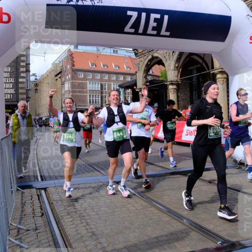 13.09.2026 - 21. swb-Marathon Bremen Tim E. http://msf.ph/oto/10391350 13.09.2026 13:37:32 Ziel 270, 391, 869, 950, 1180, 1854, 1991, 2531, 3333, 3627, 3732, 3823, 3894, 4932, 4947, 5388, 5547, 5577, 5612, 5738, 5791, 6046, 6629, 6904, 6947, 6961, 7006, 7571, 7937, 8268, 8443, 8458, 8753, 9140, 9317, 9701, 13077 meine-sportfotos.de