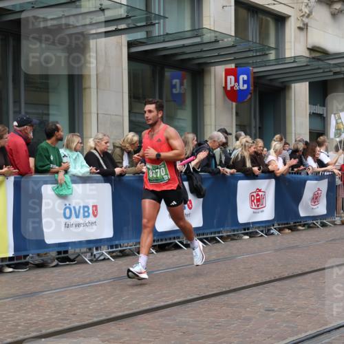 13.09.2026 - 21. swb-Marathon Bremen Strokosch-Dieckow http://msf.ph/oto/10391370 13.09.2026 13:05:57 Ziel 474, 681, 1901, 3297, 3466, 4614, 5803, 6686, 7336, 8621, 8670, 8983, 9429, 9934, 13148, 1017, 1301, 1562, 1745, 1879, 2538, 3520, 4157, 4712, 5803, 6025, 6058, 7399, 8334, 8706, 8877, 8973, 8983, 9010, 9918 meine-sportfotos.de