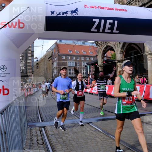 13.09.2026 - 21. swb-Marathon Bremen Tim E. http://msf.ph/oto/10391390 13.09.2026 13:37:39 Ziel 270, 391, 448, 869, 1180, 3323, 3333, 3627, 3823, 4628, 5388, 5547, 5577, 5612, 5738, 5791, 6904, 6947, 7074, 7571, 8268, 8439, 8443, 8553, 8748, 8753, 9701, 10106, 13077 meine-sportfotos.de