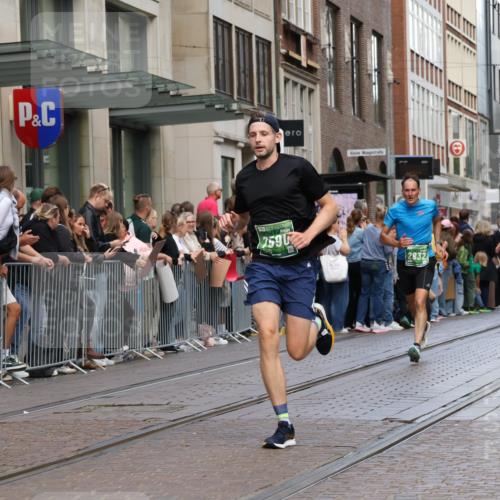 13.09.2026 - 21. swb-Marathon Bremen Strokosch-Dieckow http://msf.ph/oto/10391428 13.09.2026 13:06:16 Ziel 508, 788, 1009, 1770, 1921, 2832, 3910, 4777, 5238, 6951, 7590, 8621, 13148, 474, 681, 1901, 3297, 3466, 4614, 4712, 5803, 6686, 7336, 7399, 8334, 8670, 8983, 9429, 9918, 9934 meine-sportfotos.de