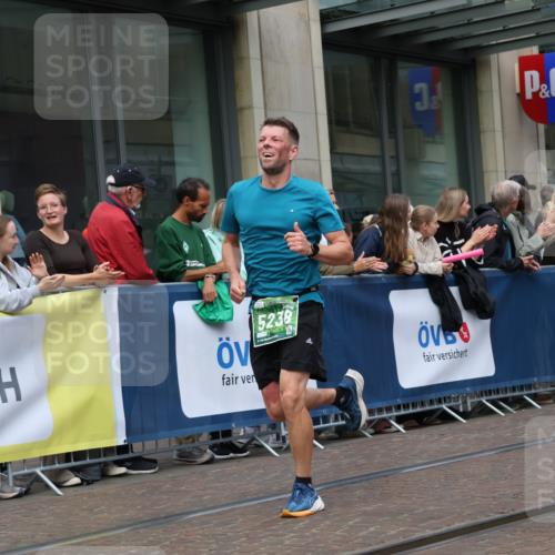 13.09.2026 - 21. swb-Marathon Bremen Strokosch-Dieckow http://msf.ph/oto/10391481 13.09.2026 13:06:28 Ziel 508, 521, 749, 788, 1009, 1770, 2832, 3127, 3910, 4574, 4777, 5238, 6784, 6951, 8580, 8888, 474, 1770, 1901, 1921, 3466, 7336, 7590, 8621, 8670, 9934, 13148 meine-sportfotos.de