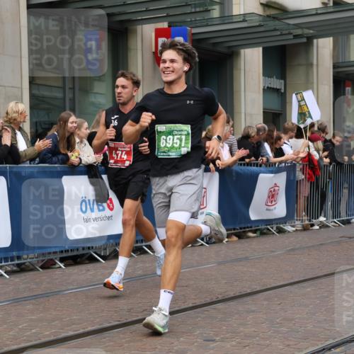 13.09.2026 - 21. swb-Marathon Bremen Strokosch-Dieckow http://msf.ph/oto/10391496 13.09.2026 13:06:33 Ziel 508, 521, 749, 788, 1009, 3127, 3794, 3910, 3973, 4574, 5238, 6784, 6951, 8580, 8888, 9708, 474, 508, 1770, 1901, 1921, 2832, 4777, 7590, 8621, 9934, 13148 meine-sportfotos.de