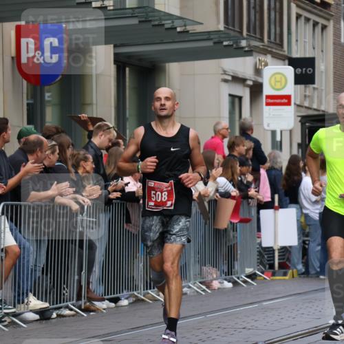 13.09.2026 - 21. swb-Marathon Bremen Strokosch-Dieckow http://msf.ph/oto/10391532 13.09.2026 13:06:43 Ziel 521, 749, 1540, 3127, 3794, 3973, 4574, 6053, 7636, 7876, 8580, 8888, 9708, 9927, 508, 521, 788, 1009, 1770, 1921, 2832, 3910, 4777, 5238, 6784, 6951, 7590, 8580, 8621, 13148 meine-sportfotos.de