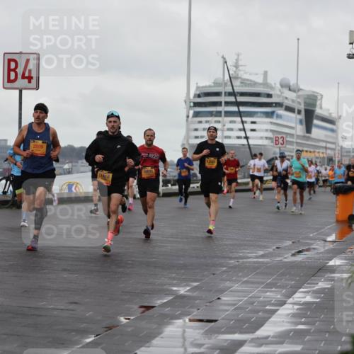 13.09.2026 - Kiel Lauf Andreas Tolksdorf http://msf.ph/oto/10399816 13.09.2026 10:57:28 Kiellinie 2809, 11418, 10577, 12521, 3 meine-sportfotos.de