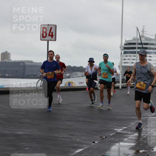 13.09.2026 - Kiel Lauf Andreas Tolksdorf http://msf.ph/oto/10399953 13.09.2026 10:57:34 Kiellinie 4, 9247, 5226, 1043, 3 meine-sportfotos.de