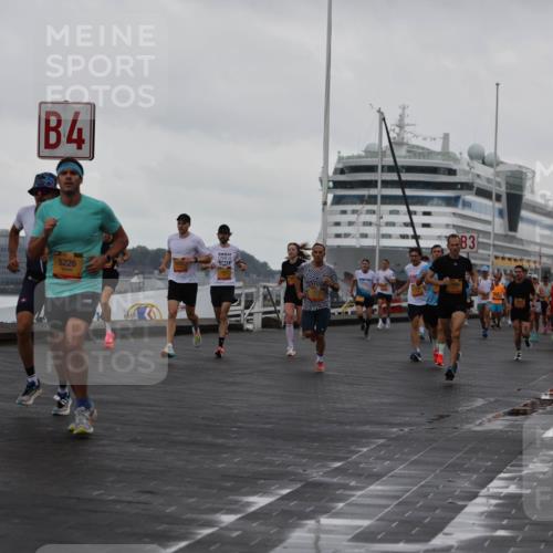 13.09.2026 - Kiel Lauf Andreas Tolksdorf http://msf.ph/oto/10399992 13.09.2026 10:57:36 Kiellinie 1043, 4, 5226, 3 meine-sportfotos.de