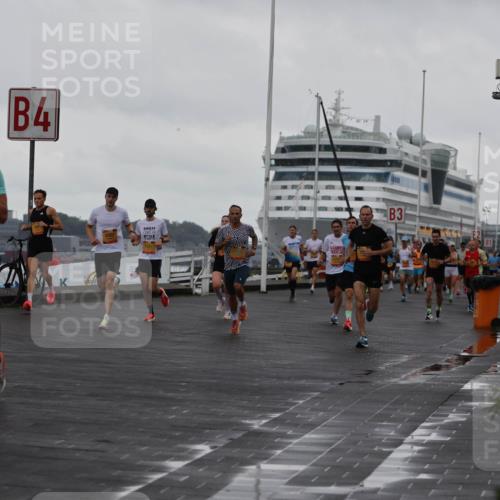 13.09.2026 - Kiel Lauf Andreas Tolksdorf http://msf.ph/oto/10400015 13.09.2026 10:57:36 Kiellinie 5226, 4, 3 meine-sportfotos.de